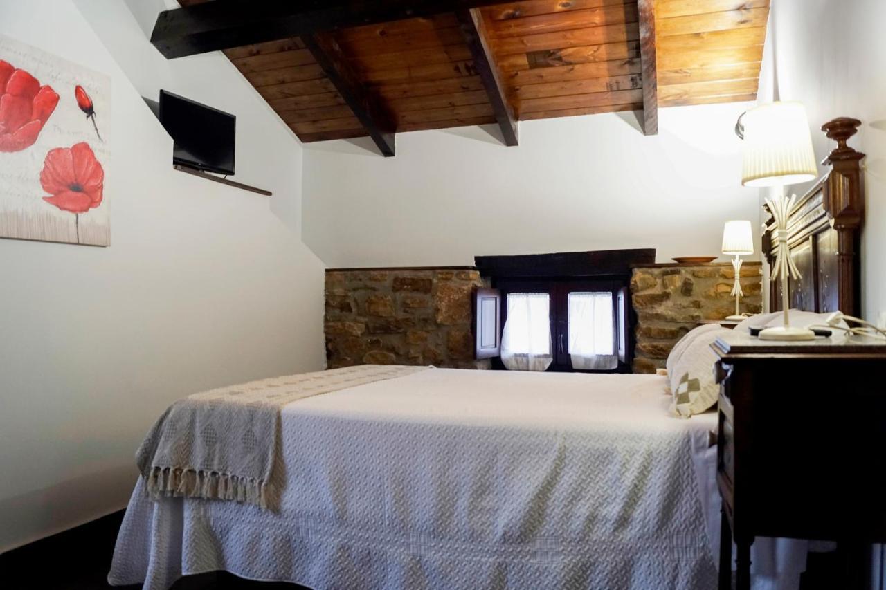 La Posada De Ojebar Rustica Rasines エクステリア 写真